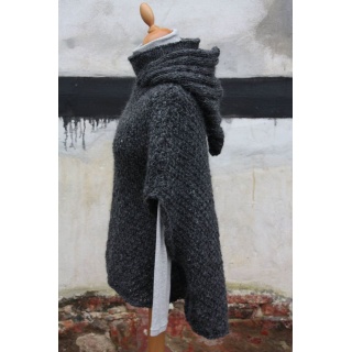 gra-poncho-bla-m-bolger-one-size
